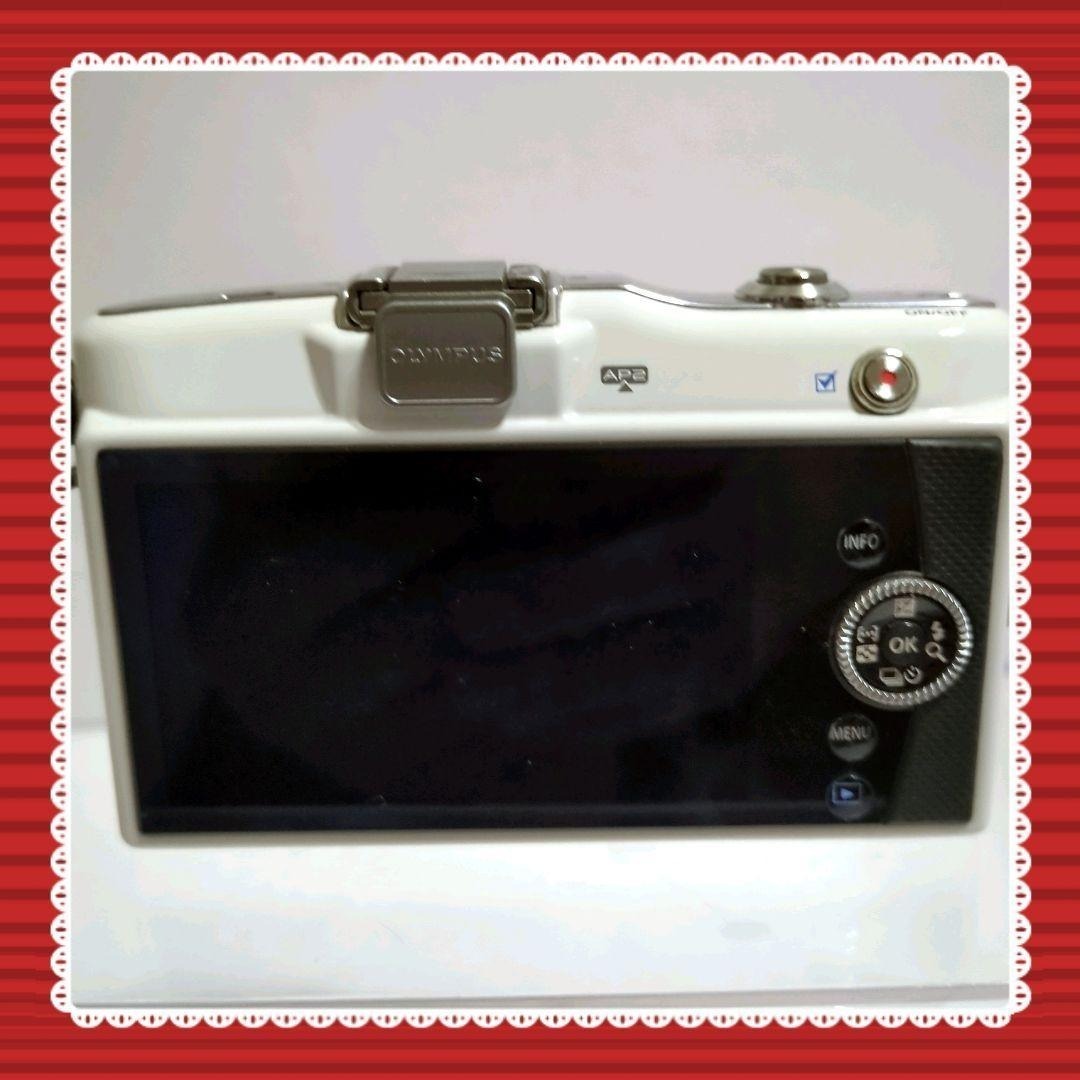 ☆Olympus☆E-PM1☆スマホWi-Fi転送可能☆ショット数新品級944回