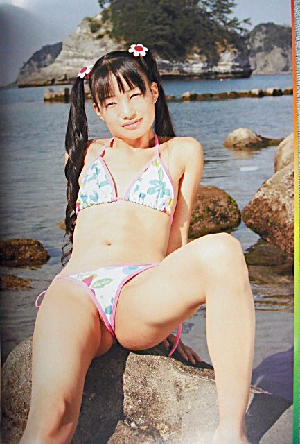 ◆水井真希キラメキ Teen’s Girl ～T-Back 厳選特集～DVD付) - image 2