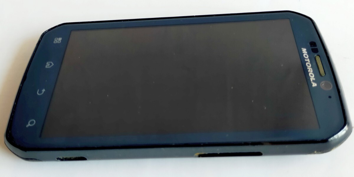 MOTOROLA PHOTON ISW11M au ジャンク 中古 スマホ本体 スマートフォン - image 3
