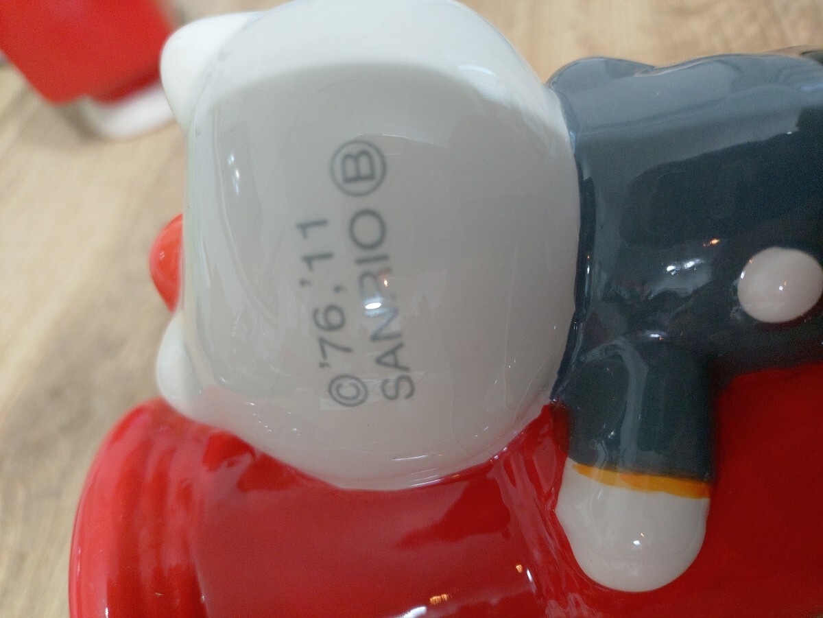 ☆ハローキティ貯金箱郵便ポスト2種類1976年サンリオ陶器製｜ayahoo