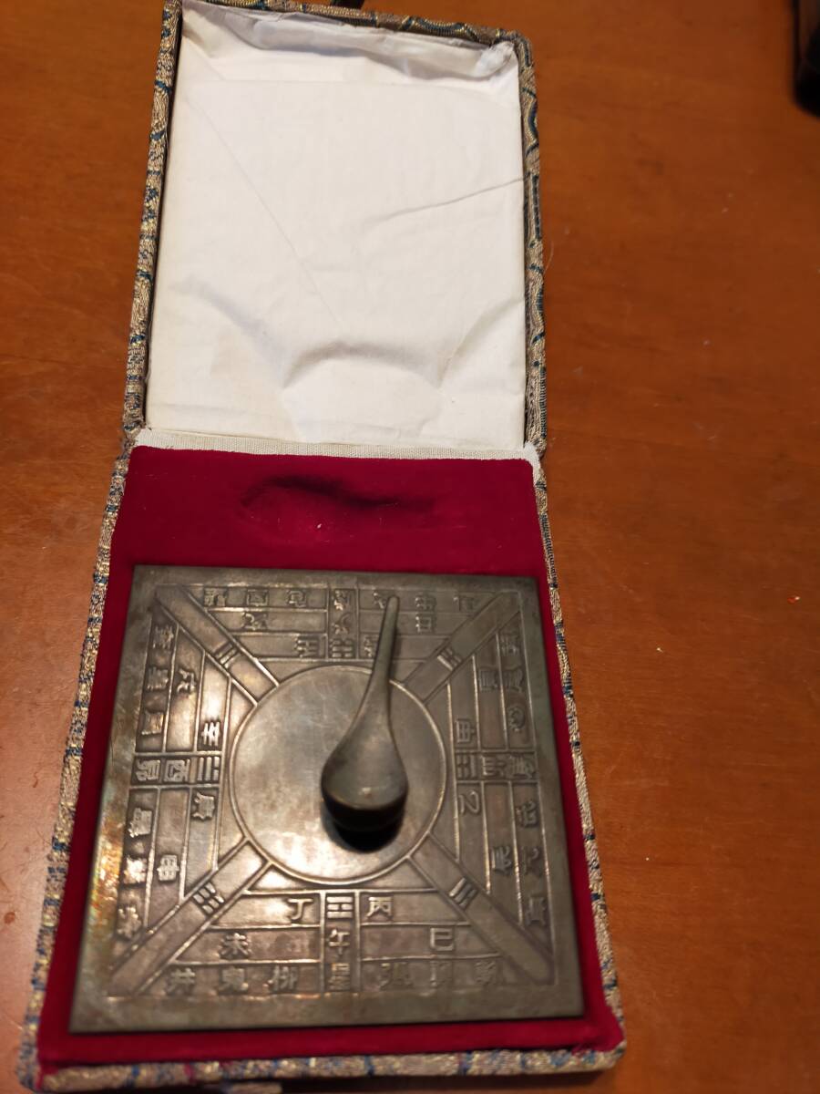 漢代司南模型 中国古代の方位磁石 羅針盤 レプリカ ミニチュア - image 1