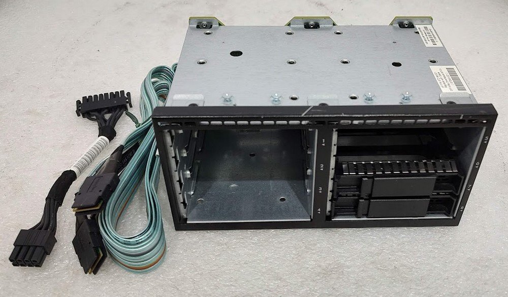 ●HP ProLiant DL380p Gen8 (v2) シリーズ用 2増設用 2.5インチ×8 HDDケージ [P/N:672146-001, 670943-001] HBA接続対応 SASケーブル付 - image 2